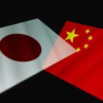 China reclama a Japón que respete sus principios antinucleares y advierte de que está "jugando con fuego"