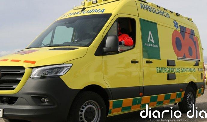 Cinco menores y otros dos adultos heridos en una colisión entre tres vehículos en Cártama (Málaga)
