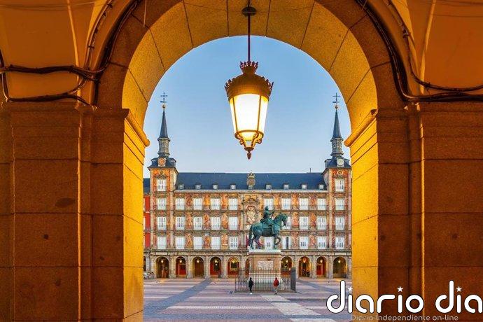 Civitatis y Ouigo se alían para ofrecer experiencias turísticas a los viajeros de alta velocidad