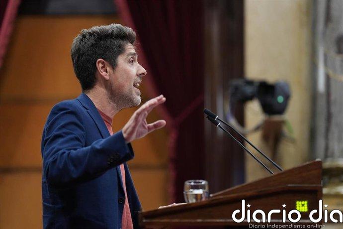 Comuns pide la comparecencia del director de Rodalies por estar de vacaciones el día del eclipse