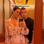 Cristina Pedroche tiene el conjunto floral perfecto para la 'rentré' porque es estiloso y favorecedor