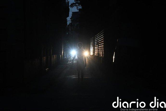 Cuba restablece el suministro eléctrico en el oeste del país tras sufrir un nuevo apagón parcial