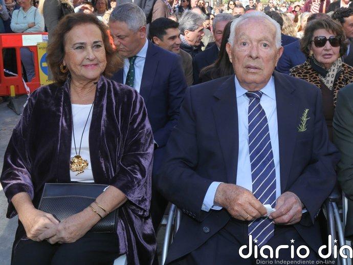 Curro Romero, ingresado de urgencia a los 92 años por neumonía en Sevilla