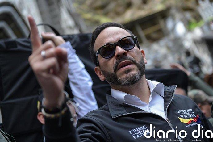 De la Espriella ordena un operativo para desmantelar una supuesta red criminal de robo de combustible en Colombia