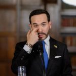 De la Espriella pide disculpas a los colombianos ofendidos por el acto religioso del día de su investidura