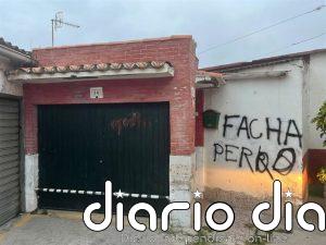 Denuncian una pintada en el garaje de un guardia civil en Ceuta con el mensaje "facha perro"