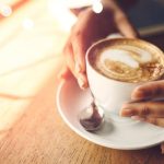 Descubren qué tienen en común los consumidores habituales de café