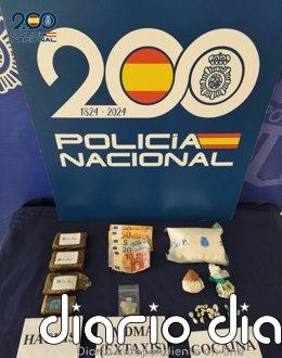 Desmantelado un punto activo de venta de drogas en Costa del Silencio, en Arona (Tenerife) Desmantelado un punto activo de venta de drogas en Costa del Silencio, en Arona (Tenerife)