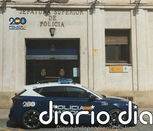 Detenido en Murcia tras abandonar una furgoneta robada y huir a pie de un control policial