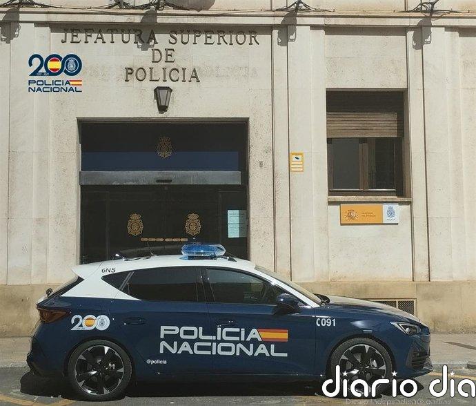 Detenido en Murcia tras abandonar una furgoneta robada y huir a pie de un control policial