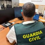 Detenido un empleado de un banco de Gandia por estafar 25.000 euros a una de sus clientas