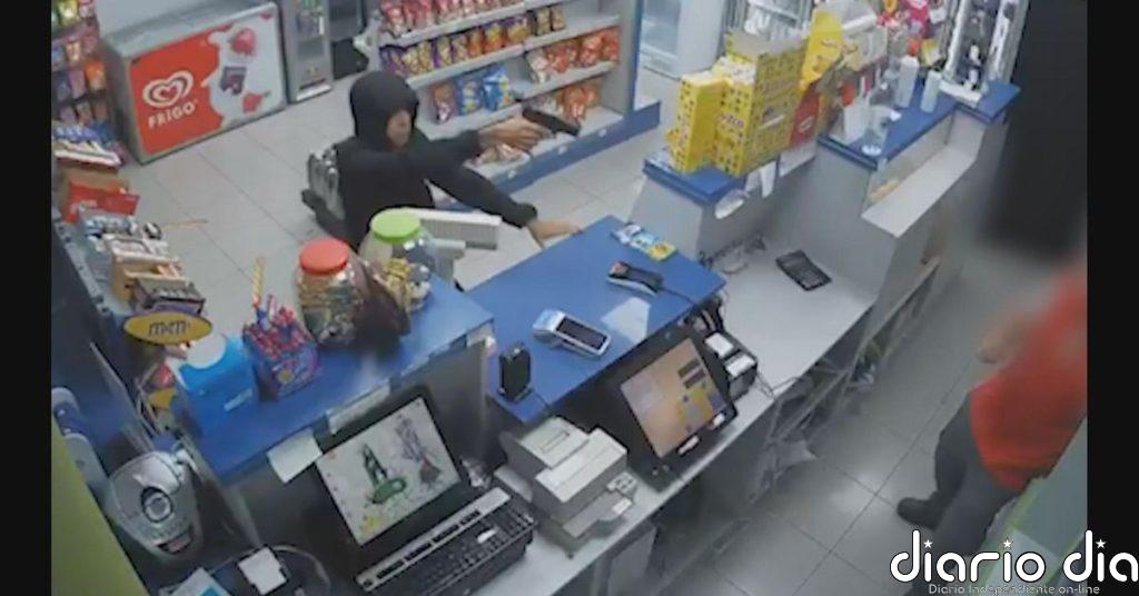 Detenidos tres jóvenes después de atracar tres veces la misma gasolinera en Murcia