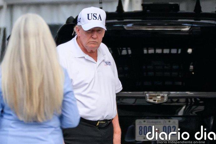 Detienen a un varón armado en el club de golf de Trump en Los Ángeles antes de su visita al campo