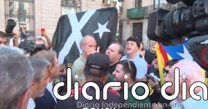 Dirigentes de Vox y manifestantes independentistas empañan el acto en recuerdo a las víctimas de los atentados de las Ramblas