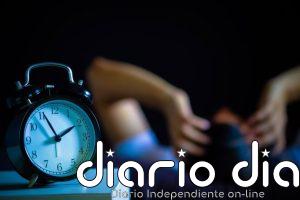 ¿Dormimos menos desde que existe la luz eléctrica Un estudio compara el sueño de cazadores-recolectores y el actual