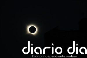 El 12.826 de la Lotería de Navidad, fecha del eclipse, casi agotado en San Lorenzo, única administración que lo vende