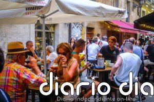El 25% de los españoles deja siempre propina y un 60% ve inapropiado que el restaurante sugiera la cantidad