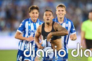 El Alavés golea al Getafe con Mariano y el Sevilla remonta al Rayo
