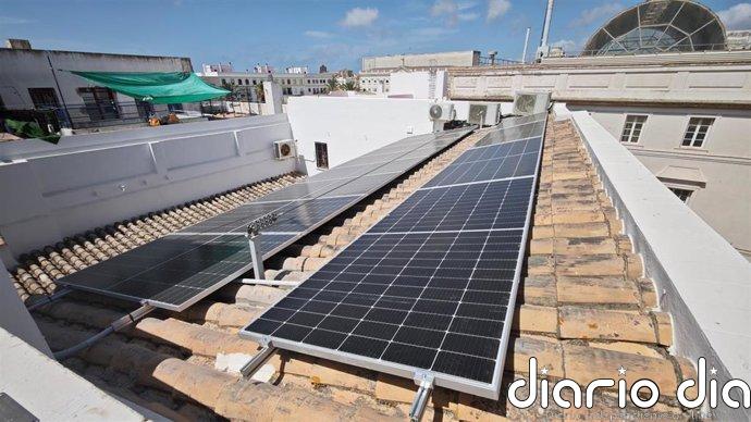 El Ayuntamiento de El Puerto (Cádiz) mejora la eficiencia energética en la sede de El Puerto Global con placas solares