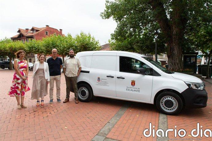 El Ayuntamiento de Escalante incorpora una furgoneta eléctrica para mejorar la prestación de servicios y la movilidad