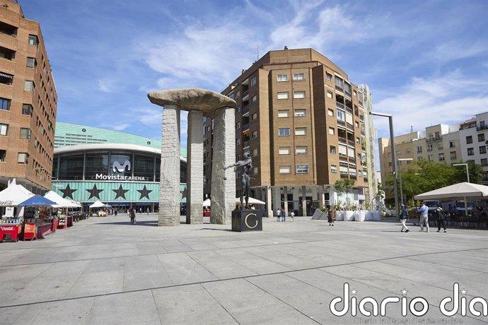 El Ayuntamiento plantea dar más espacio a terrazas de la plaza Dalí para instalar separadores y descarta aumentar mesas