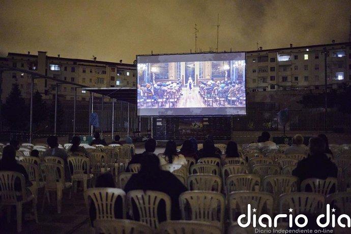 El ciclo 'Noches de cine' finaliza esta semana con las cuatro últimas proyecciones en distintos barrios de Pamplona
