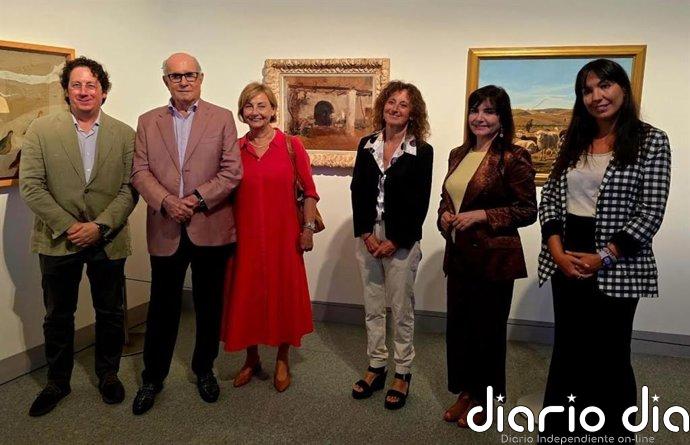 El coleccionista de arte Juan Antonio Pérez Simón visita en el Centro Niemeyer la exposición 'Naturalezas Vivas'