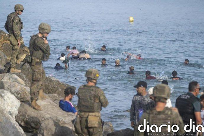El Ejecutivo cesa a un cargo del Departamento de Seguridad Nacional tras publicar la cifra de entradas a Ceuta