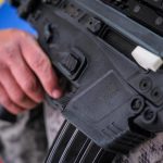 El Ejército de Colombia libera a un secuestrado y recupera a una menor tras un operativo en el centro del país