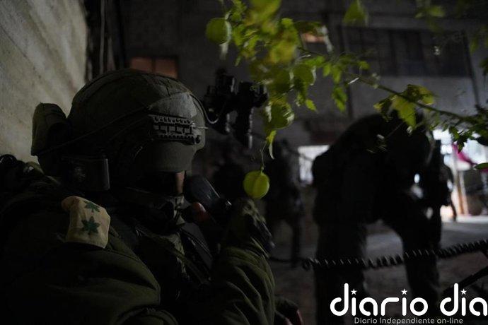 El Ejército de Israel vuelve a penetrar en Siria y dispara proyectiles a 50 kilómetros de Damasco