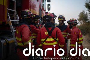 El Gobierno amplía a 250 militares de la UME para apoyar las labores de extinción del incendio de Niebla (Huelva)