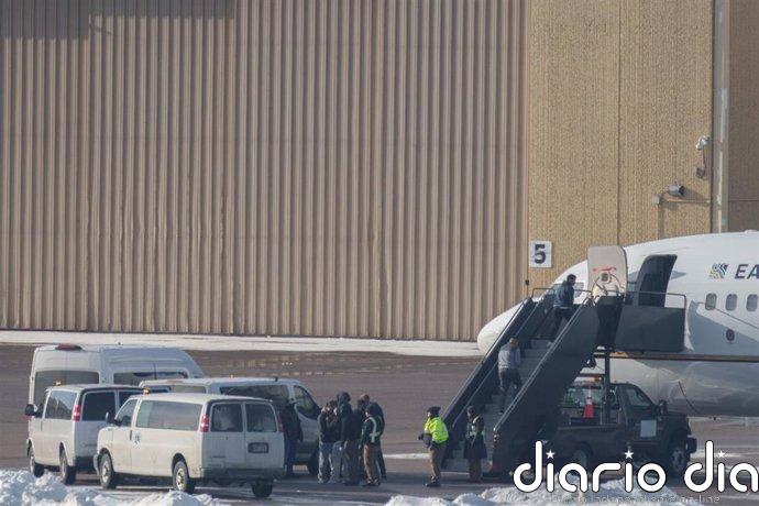 El Gobierno de EEUU tacha de "bulo" un reportaje con testimonios de malos tratos contra detenidos por el ICE