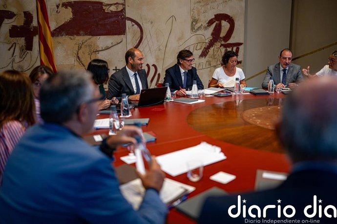 El Govern acuerda prorrogar el modelo de gobernanza educativa para el curso 2026-2027