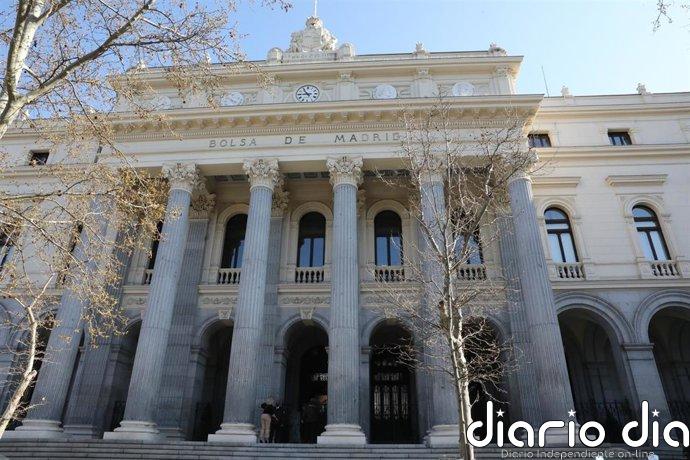 El Ibex 35 abre a la baja (-0,1%) y peligra la cota de los 20.100 puntos, con el petróleo al alza