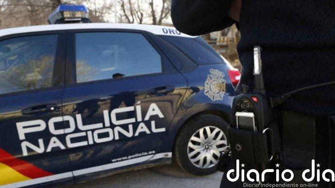 El libertad dos hombres que suman 76 antecedentes detenidos tras robar en furgonetas y usar tarjetas ajenas
