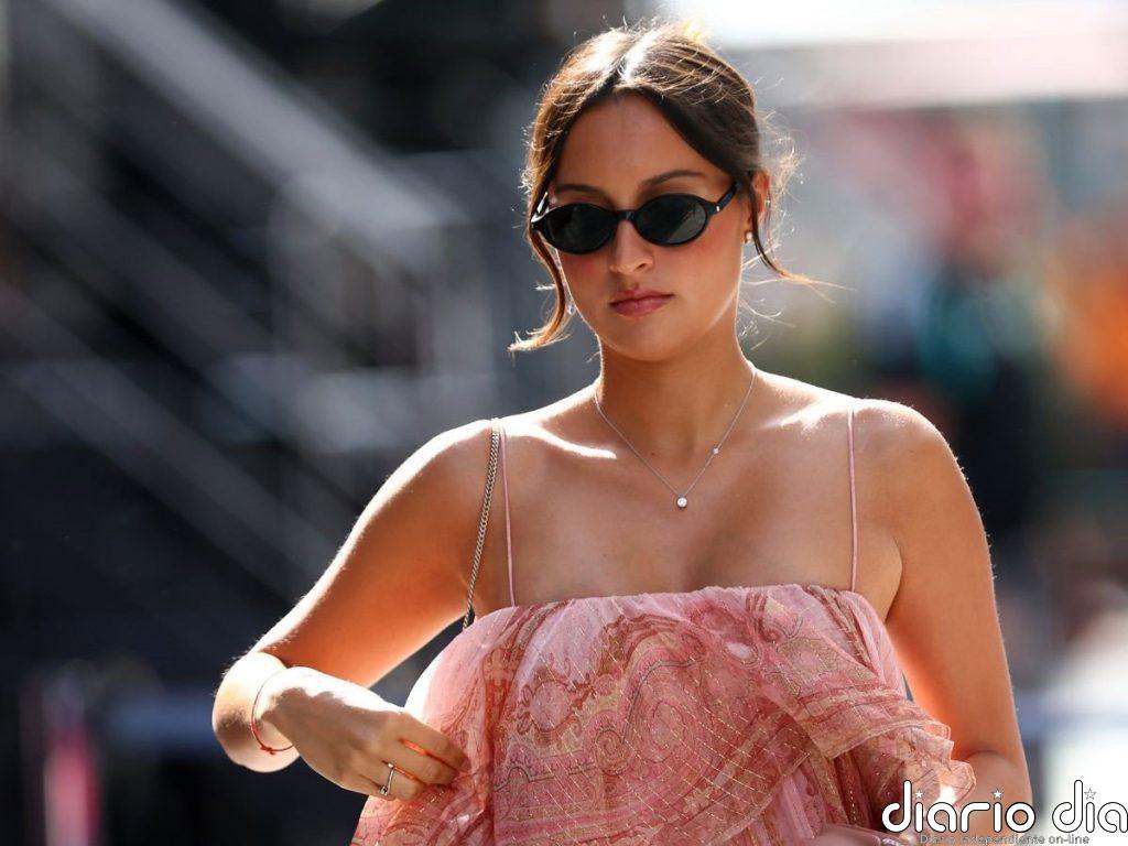 El look premamá de Alexandra Leclerc tiene el accesorio estrella del verano: unas gafas de sol versátiles