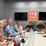 El operativo contiene durante la noche el avance del incendio de Riglos hacia los núcleos de población