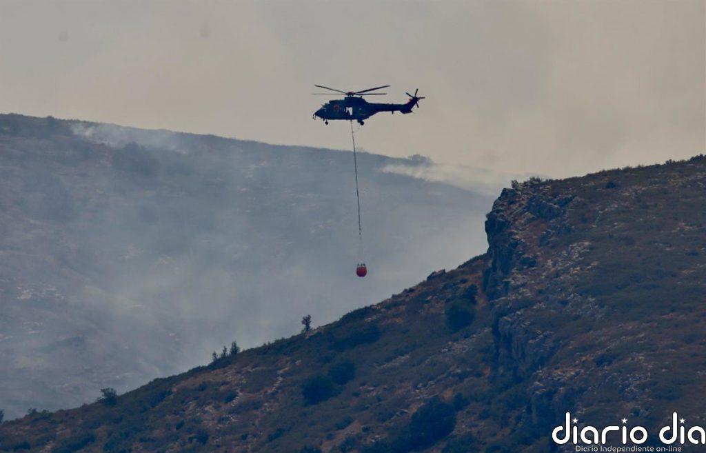 El operativo nocturno se centra en Tírig con dos focos activos y Sierra Engarcerán está estabilizado
