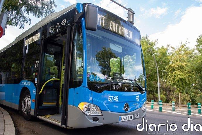 El origen de las líneas 200 de EMT Madrid: así cambiaron las 'lentejuelas' la numeración de los autobuses de la capital