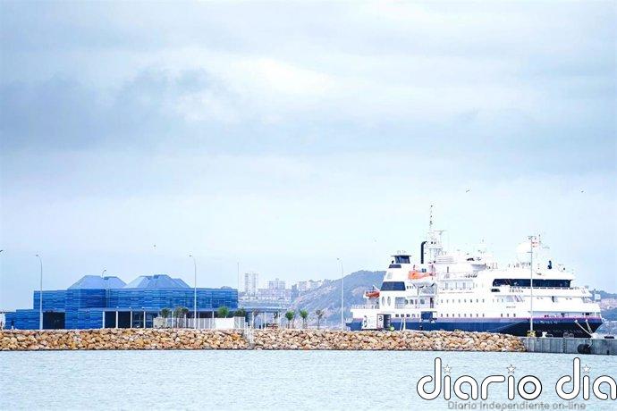 El Port de Tarragona inicia los trabajos para electrificar el muelle de Balears