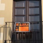 El precio del alquiler rompe en julio con 52 meses de alzas tras bajar un 1,6%, según Fotocasa