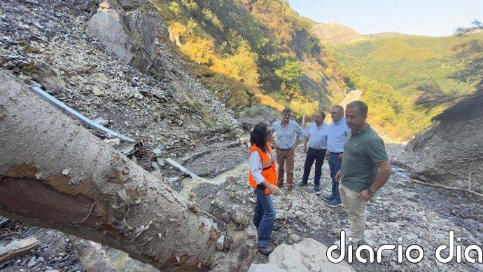 El presidente de la Diputación pide la implicación de todas las administraciones ante el desprendimiento en Peñalba