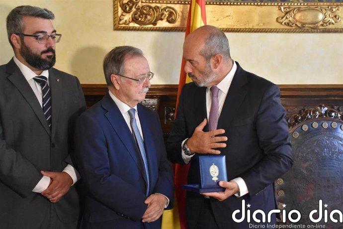 El presidente del Senado exige herramientas legales para la devolución inmediata de migrantes en Ceuta