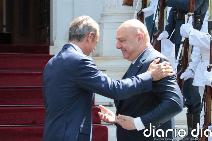 El presidente libanés insiste en que el acuerdo con Israel deben aplicarlo "ambas partes en su totalidad"
