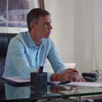 El presidente Sánchez analiza por videoconferencia junto a siete ministros la situación en Ceuta