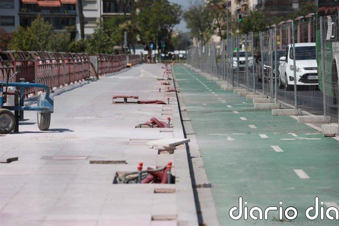 El PSOE de Sevilla pide a Sanz que termine los toldos del Puente de San Telmo: “La chapuza se está alargando demasiado"