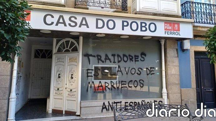 El PSOE denuncia pintadas en su sede de Ferrol que vincula con "mensajes de odio promovidos por la extrema derecha"