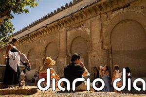 El PSOE lamenta que seis de los ocho refugios climáticos de Córdoba permanecieran cerrados con aviso naranja