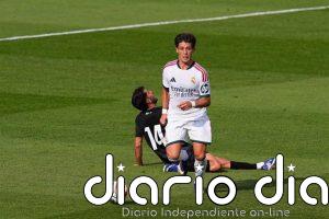 El Real Madrid empata con la Fiorentina en el debut de Dumfries y Espí
