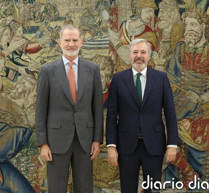 El rey Felipe VI contacta con Azcón para expresarle su preocupación por el incendio de Huesca